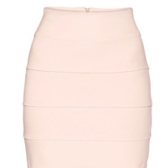 Aritzia Talula Gina Skirt in Black - Picture 2 of 5